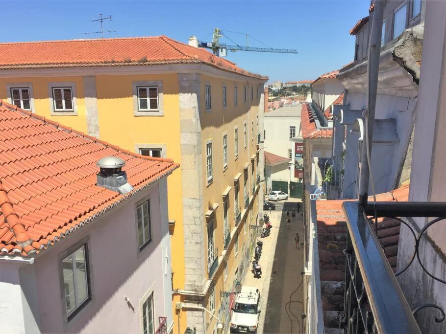 Bh4d With View Heart Of Bairro Alto * Bright 4d * 3+1 Br Apartamento *