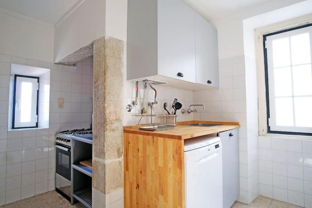 Bh4d With View Heart Of Bairro Alto * Bright 4d * 3+1 Br Lisboa