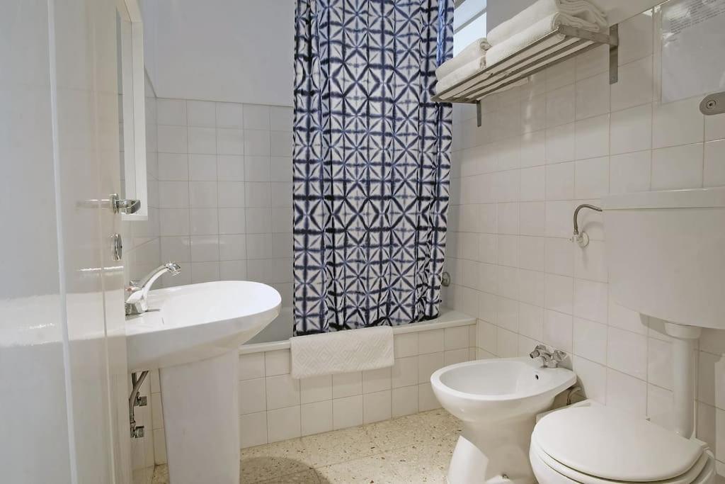 Apartamento Bh4d With View Heart Of Bairro Alto * Bright 4d * 3+1 Br